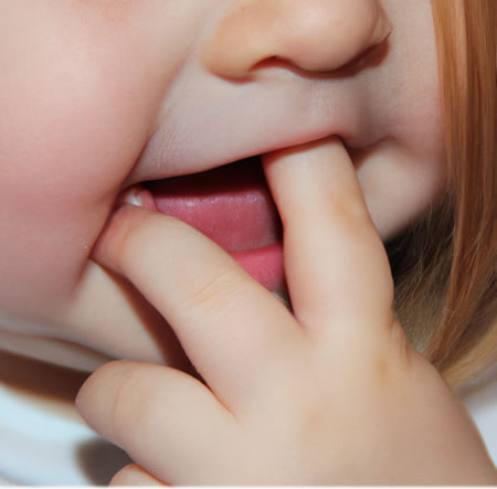 Chupar dedos y el prognatismo Mandibular | Dental Artdenta Valencia