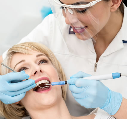 Limpieza Dental | Clínica Dental Artdenta Valencia
