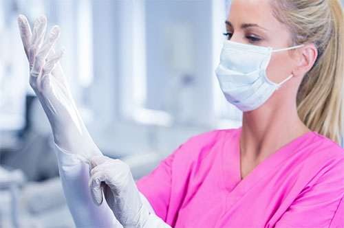 Dentista Interviene Dientes Apiñados | Clínica Dental Artdenta Valencia
