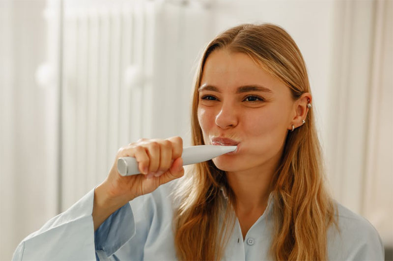 Higiene Bucodental - Dolor Campanilla y Paladar Inflamado | Clínica Dental Artdenta Valencia