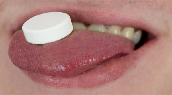 Medicamentos y Lengua Blanca | Clínica Dental Artdenta Valencia