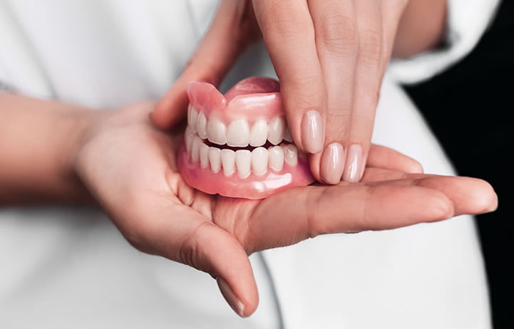 Prótesis Dental | Clínica Dental Artdenta Valencia