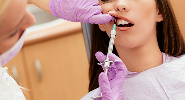 Administra Anestesia Dental | Clínica Dental Artdenta Valencia