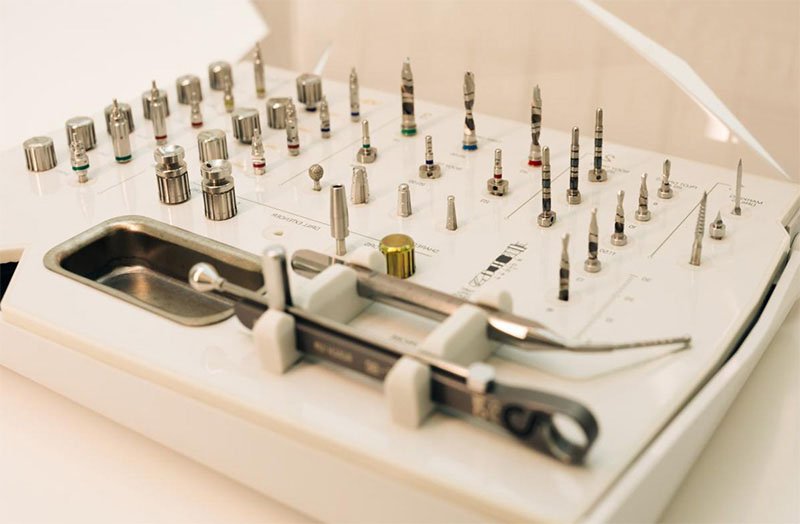 Titanio Implantes all on four | Clínica Dental Artdenta Valencia