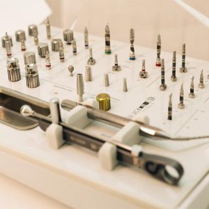 Titanio Implantes all on four | Cl&iacute;nica Dental Artdenta Valencia