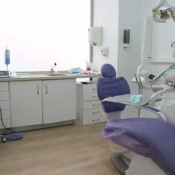 Gabinete Clínica Dental Artdenta Valencia -Benimaclet